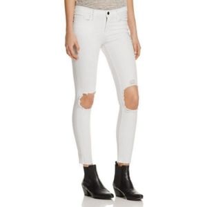 Frame Le Skinny de Jeanne Crop Jeans in Lord Blanc